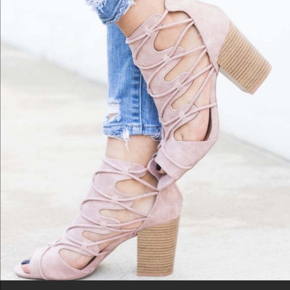 LADIES CHUNKY HEELS BLUSH RUSTIC PEEP TOE BOOTIES - Picture 2 of 3